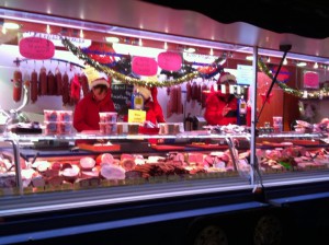 Auf Wochenmärkten in Kiel und Neumünster sind unsere "Bordesholmer Wurstspezialitäten" bereits eine feste Institution mit einem hohen Anteil an Stammkunden.